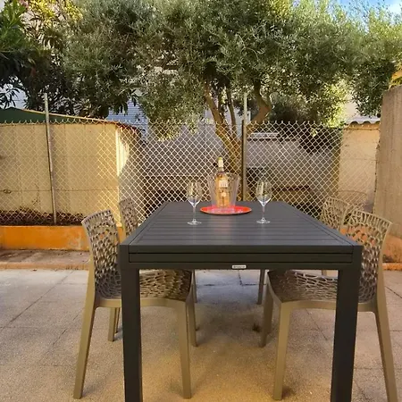 Appartement T2 Neuf 4p, Clim, 250m Plage, Parking Prive Devant Le